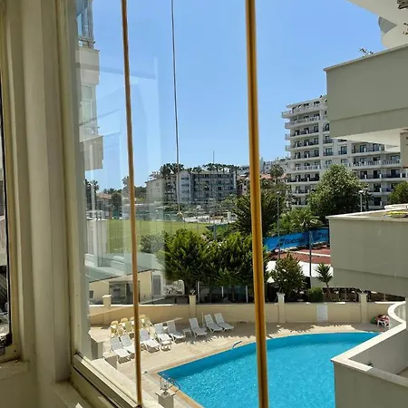 Sa Apartments! 2Bd Flat 150M To The Beach *