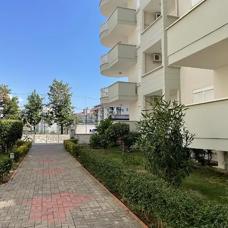 Sa Apartments! 2Bd Flat 150M To The Beach * Alanya