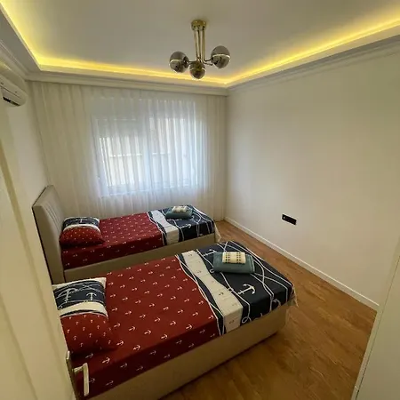 Sa Apartments! 2Bd Flat 150M To The Beach Apartment *