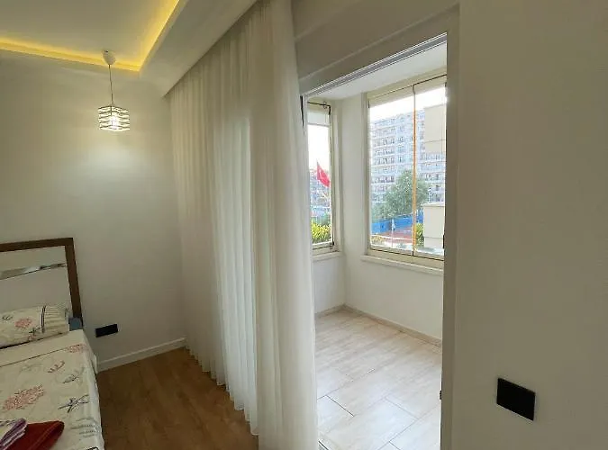 Apartment Sa Apartments! 2bd Flat 150m To The