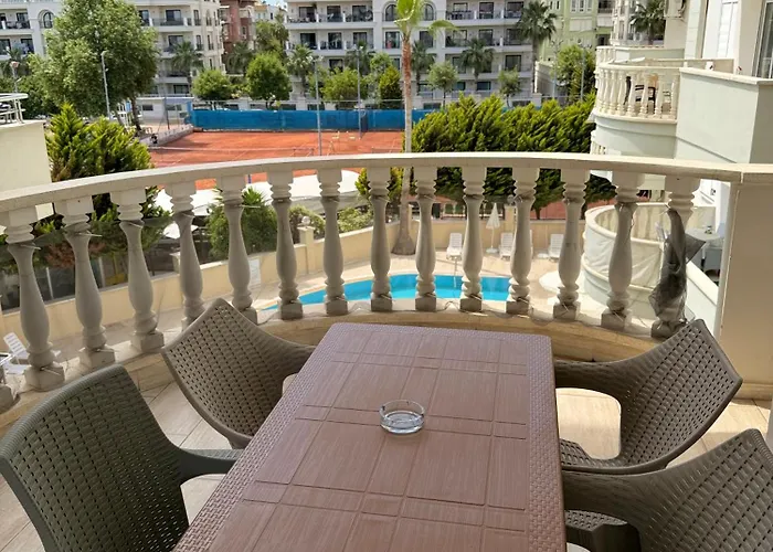 Sa Apartments! 2bd Flat 150m To The